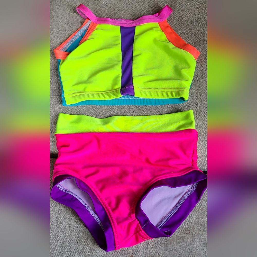 Lucy Lu Dancewear neon practice wear or convention set size 8